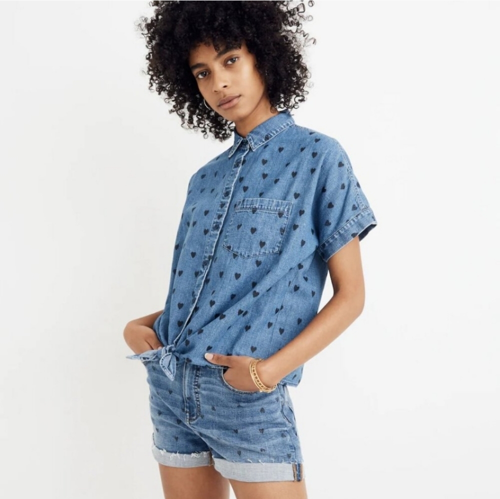 Madewell Denim Short-Sleeve Tie-Front Shirt in Heart Print Size XS - Picture 1 of 5